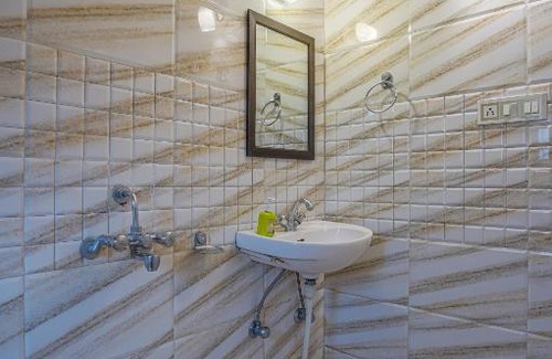 Shimla House | Simla Woods 2BHK by Dumnu Homes