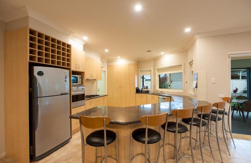 Moama House | Simms Retreat