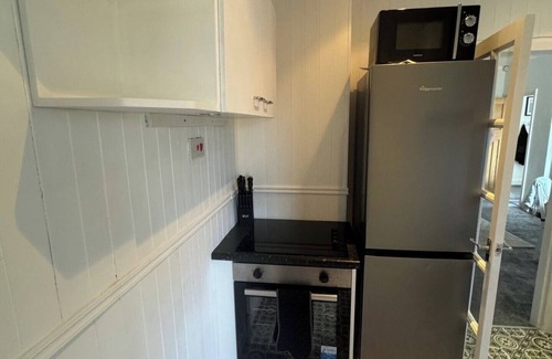 Heaton Apartment | Simonside Apartment - 3 bedrooms