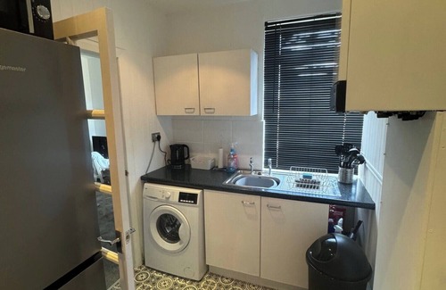 Heaton Apartment | Simonside Apartment - 3 bedrooms
