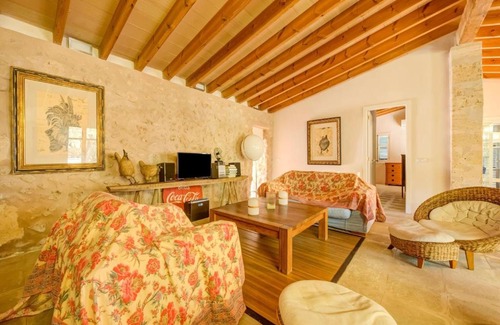 Campos House | Simple house in super location with private access to the most beautiful beach