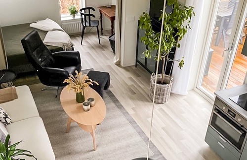 Tofta House | Simple modern cottage on the owner's property.