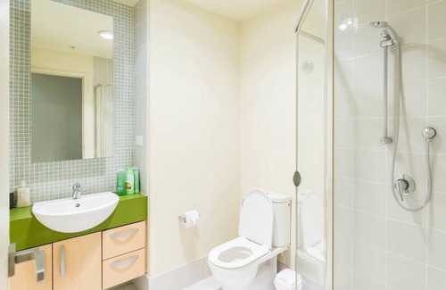 Carlton South Apartment | Simple on Swanston A Central Student Accom Studio