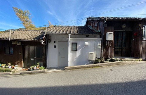 Nagasaki House | Simple Stay Room only Recommended for singles /Nagasaki Nagasaki