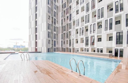 Jatingaleh Apartment | Simple White Studio Apartment At The Alton Semarang