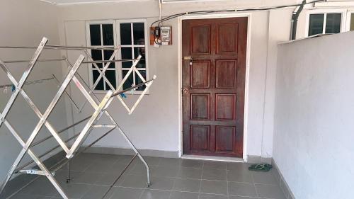 Lubok Buaya House | Simple2 Guesthouse