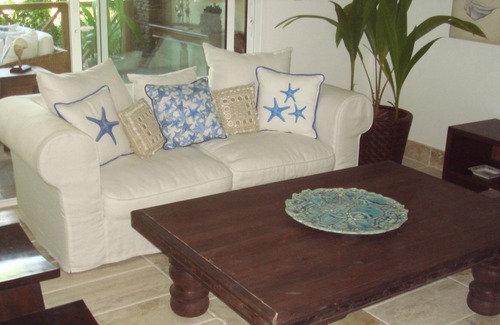 El Centro Villa | Simply Priceless Villa Suite