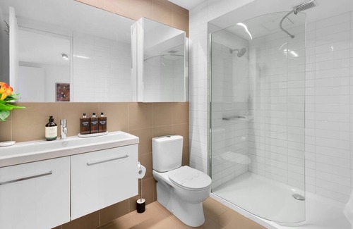 Saint Kilda South Apartment | Simply St. Kilda - WIFI, full linen, heart of Ackland Street, quiet and peaceful