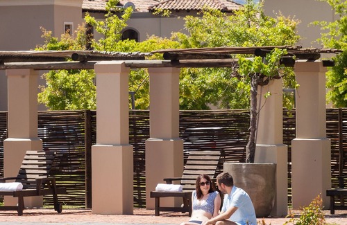 Cape Winelands Apartment | Simply Studio - La Bella Vita Studios