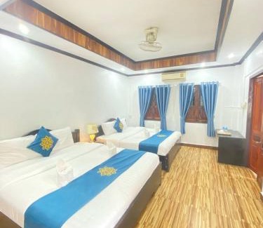 Luang Prabang Bed & Breakfast | Singharat Boutique House