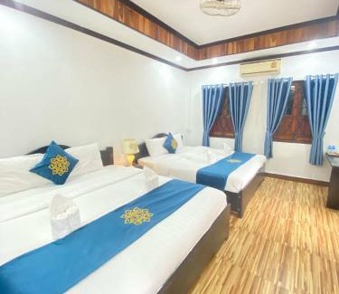 Luang Prabang Bed & Breakfast | Singharat Boutique House