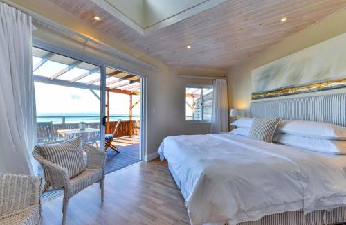 Keurboomstrand Cabin | Singing Kettle Beach Lodge