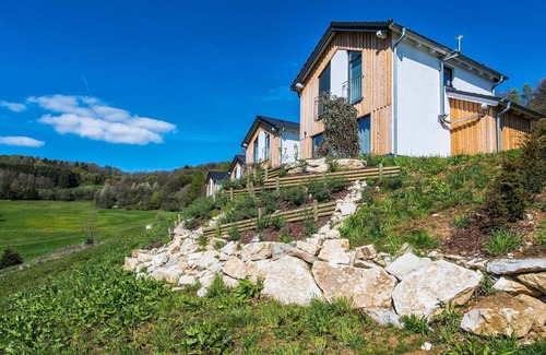 Mistelgau House | Single house Premium HW 15 with sauna - detached house Premium in the holiday village at the Therme Obernsees