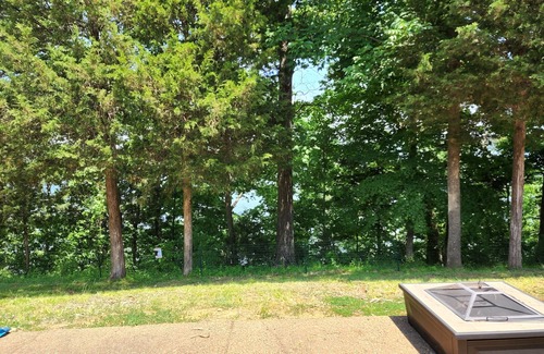 Halfway House | Single Level Lakehouse Retreat