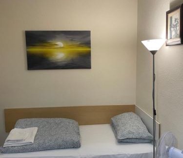 St. Pancras and Somers Town House | Single Room - Kings Cross, Female Only, Guest Rooms