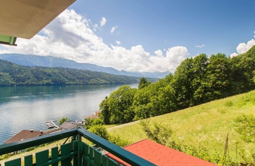 Millstatt Bed & Breakfast | Single room with balcony and lake view - Gästehaus Libelle