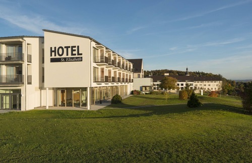 Allensbach Apartment | Single room with en-suite bathroom/WC Category D