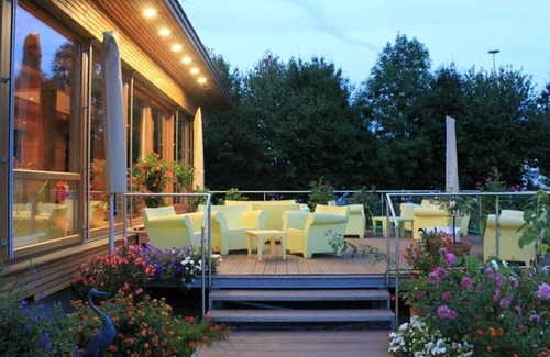 Loretto House | Single room with shower or Bathroom, toilet - Airporthotel Salzburg