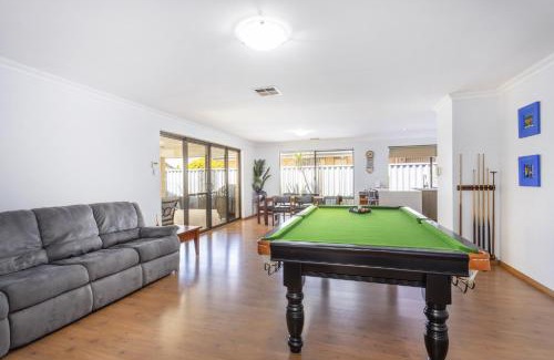 Golden Bay House | Singleton Impressions - EXECUTIVE ESCAPES