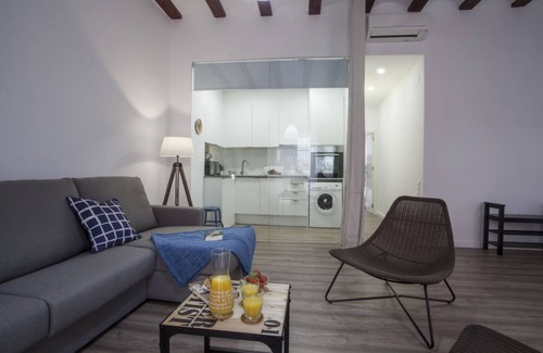 El Pilar Apartment | Singular Stays Quart