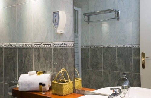 El Botanic House | Singular Stays Botanico Room I