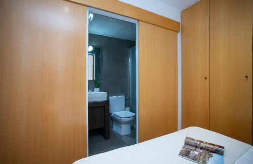 Castello de la Plana Apartment | SingularStays Edificio La Pergola
