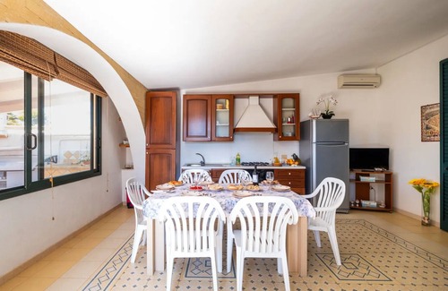 Scala di Furno House | Sirena Apartment in Luxury Villa with Shared Pool