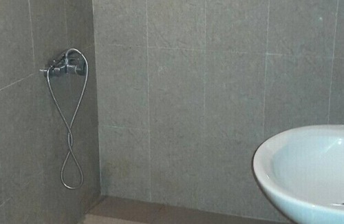 Martuni Hotel | Siro Kenats