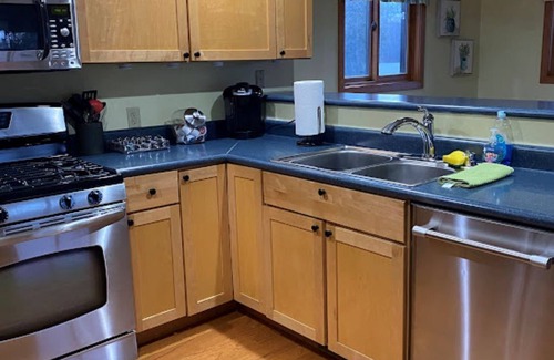 Sister Bay Cottage | Sister Bay Cozy Cottage, Door County