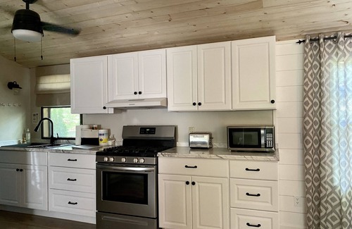 Sister Lakes Cottage | Sister Lakes Cottage