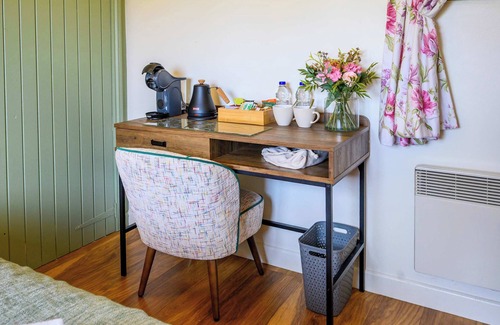 Staple Hill Apartment | Siston Stables by StayStaycations