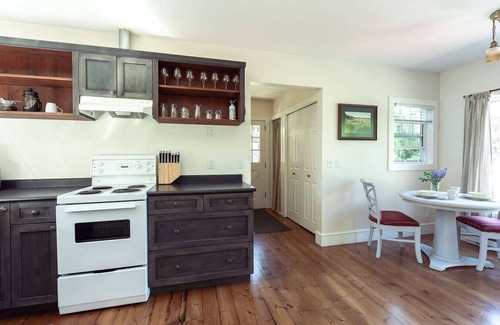 Regional District of Nanaimo House | Sit Back & Watch Waves at Rathtrevor Cottage