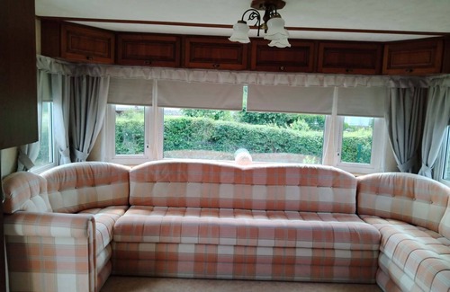 Sanghen House | Situated in a quiet, relaxing location 25 minutes from the beach and Naussica.