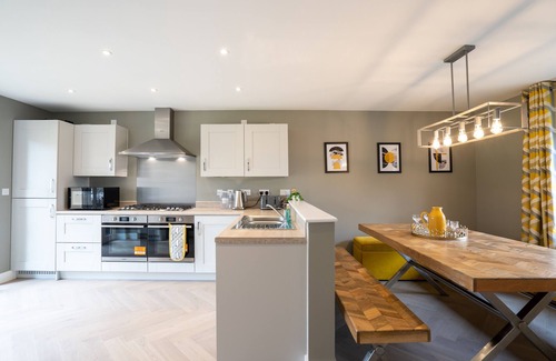 Bicester House | Six Bedroom New-build Detached House In Bicester