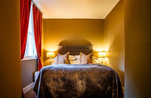 Leith Bed & Breakfast | Six Brunton Place Guest House