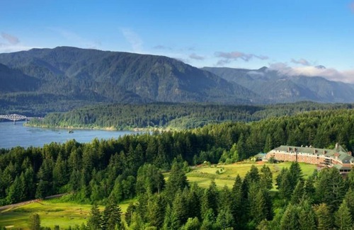 Stevenson House | Skamania Lodge, Pet-friendly Unit, Free Parking, Pool, Spa, Hot Tub
