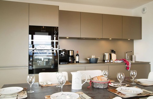 Bergers Condo | Ski aux pieds ! Superbe T3 + cabine & balcon