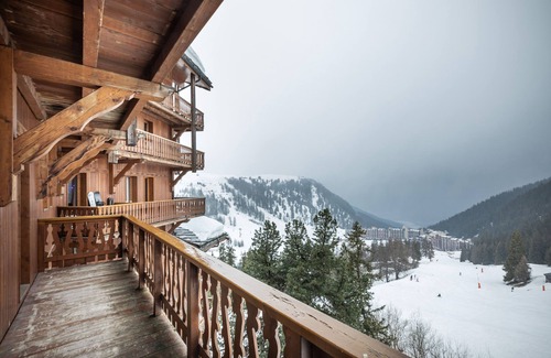 Belle Plagne Condo | Ski aux pieds | Vue imprenable + piscine et sauna