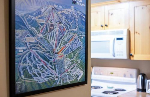 Sun Peaks Condo | Ski-In 2BR w/Private Hot Tub Walk to Village Cozy & Spacious Retreat
