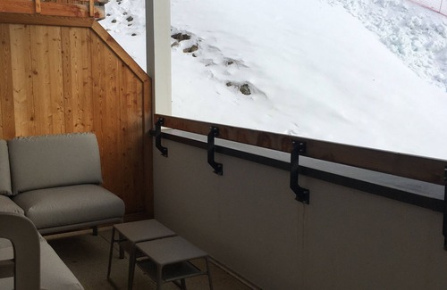 Oz Apartment | Ski in and Ski out in style in Oz/Alpe d’Huez and great for the Summer too!