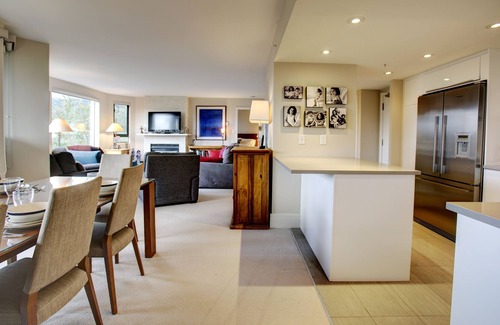 Upper Village Condo | Ski in/Out 2 Bed/2bath w Pool/HotTub & Great Light