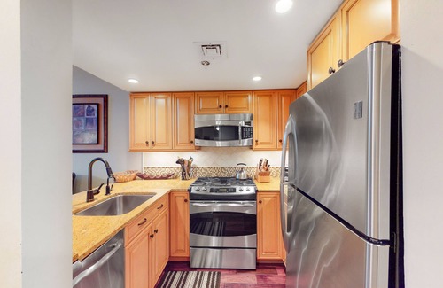 Ludlow Condo | Ski-in/out condo with mountain and lift views, hot tub, & pool
