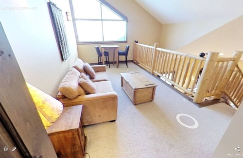 East Kootenay Condo | Ski In/Out! Gorgeous Loft Condo with Mountain Views, Sleeps 10
