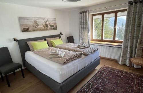 Valbella Villa | Ski In&Out, Lenzerheide freistehendes Top CHALET, urchig, gross