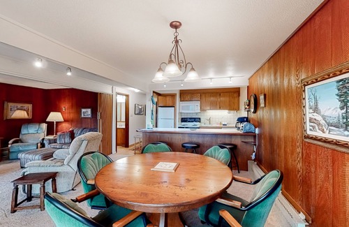 Purgatory Condo | Ski-in/out Purgatory condo with lake & mountain-view balcony, fireplace