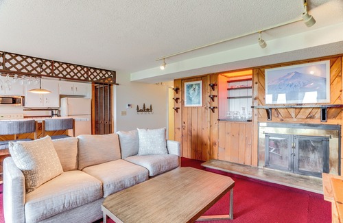 Wintergreen Condo | Ski-In/Ski-Out Wintergreen Resort Condo + Hot Tub!