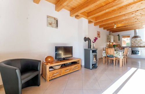 Kotschach-Mauthen House | Ski-in ski-out chalet with garden near skislopes