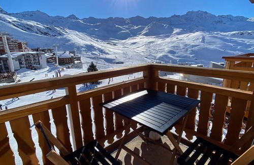 Val-Thorens Apartment | Ski in, ski out APPT in the resort center