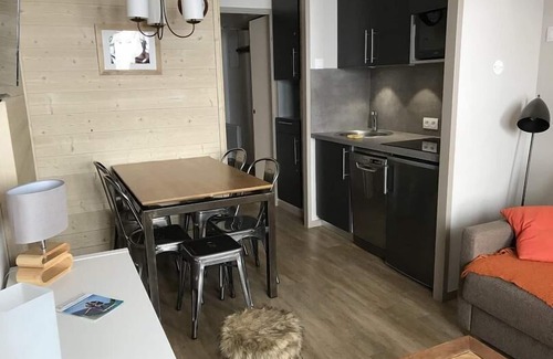 Saint-Julien-Mont-Denis Apartment | Ski-in/ski-out & foot of the slopes, 4th floor, view mountain, balcony, tv, ski locker, 23m²