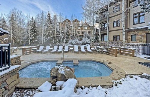 Edwards Apartment | Ski In Ski out, Heated Pool, Hot Tub, Perfect for Family